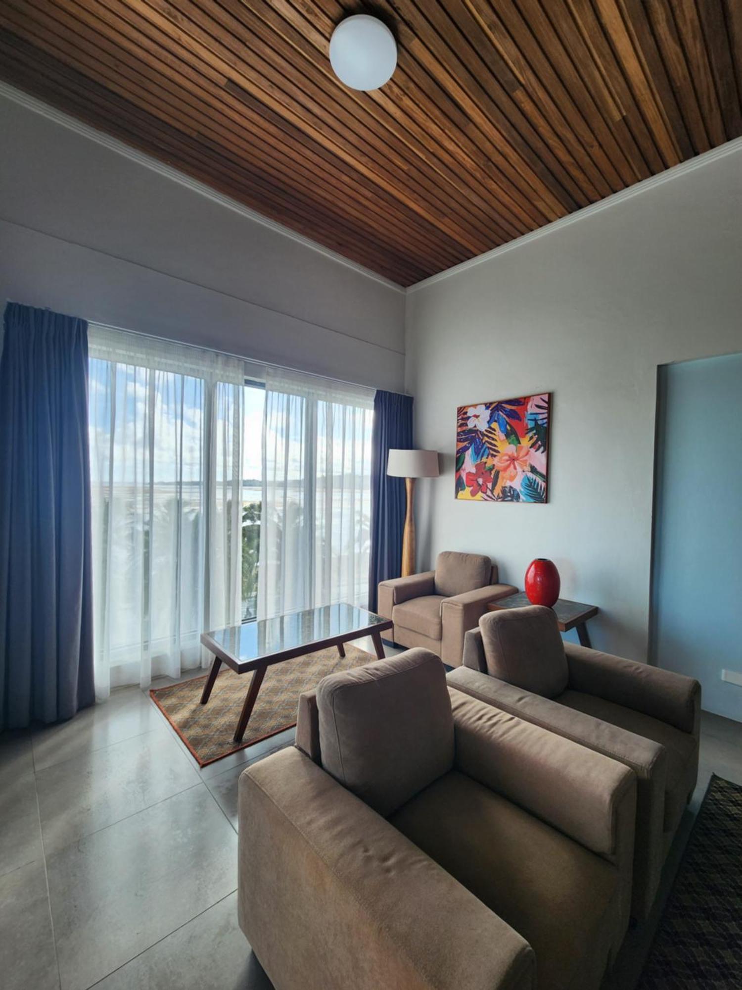 Ramada Suites By Wyndham Seafront Coral Coast Korotogo Exterior photo